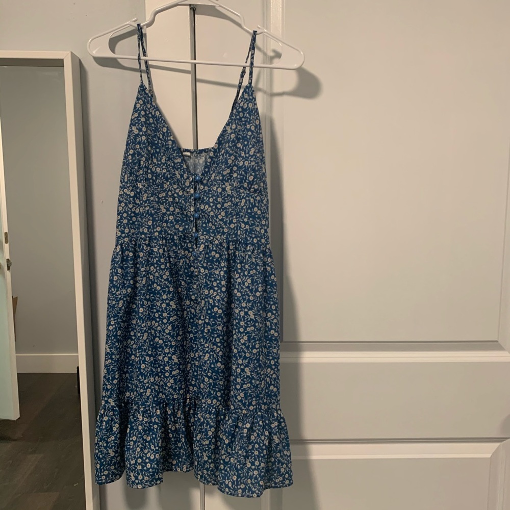 NWOT Blue Flower Summer Dress
